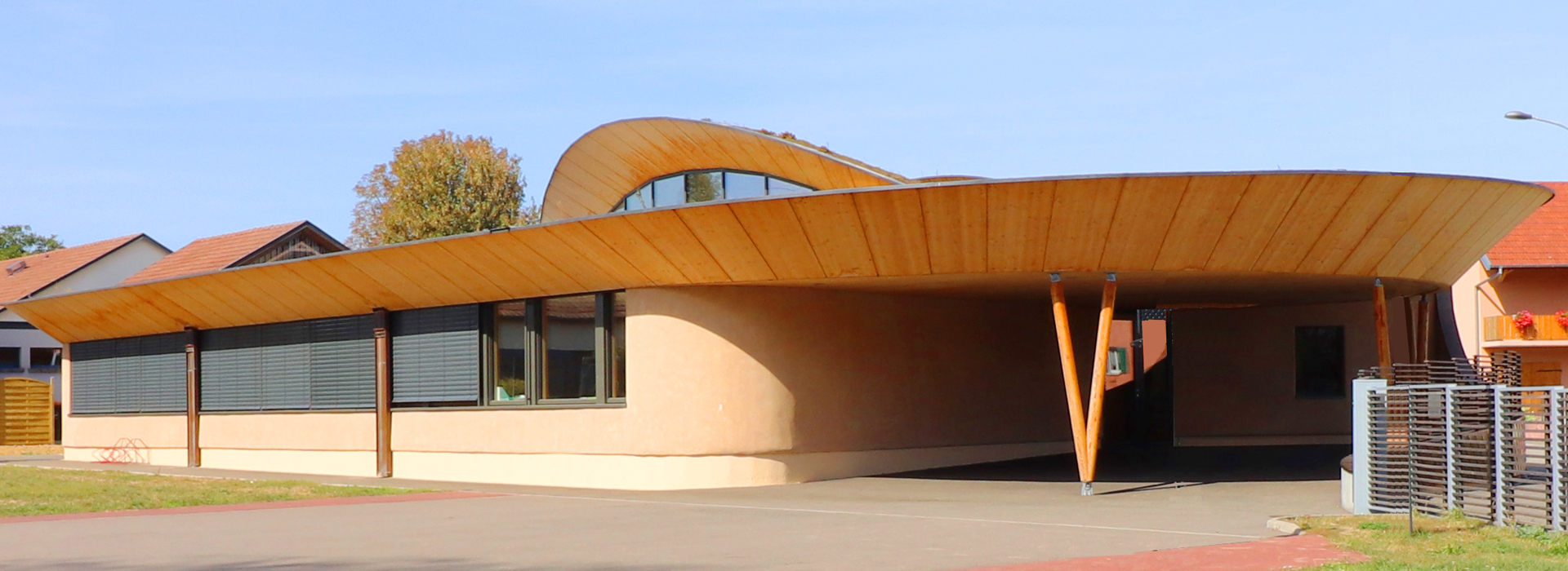 vue depuis la cour école passive de Bernwiller Haut-Rhin